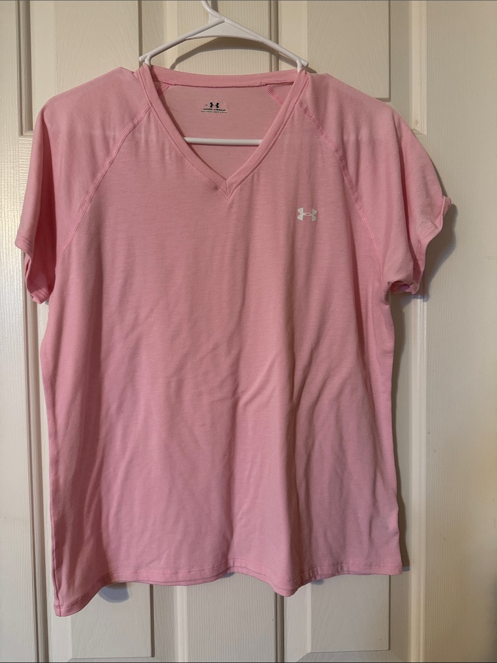 Under Armour Light Pink V-Neck Short Sleeve Performance Tee